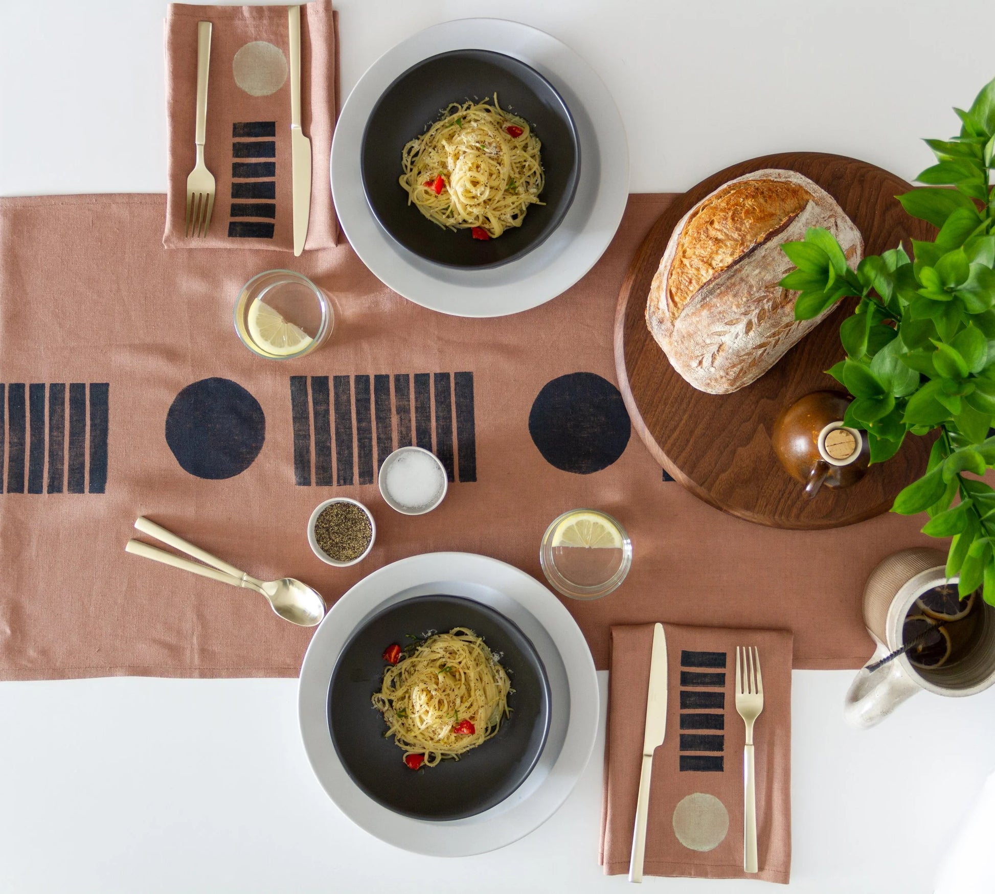 MarSol Linen Table Runner